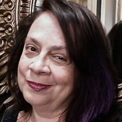 Meet the Team elisa hernandez